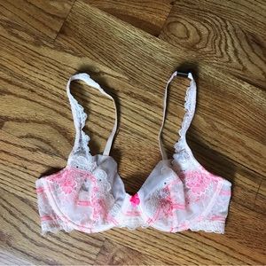 Victorias Secret Lace Bra NWT